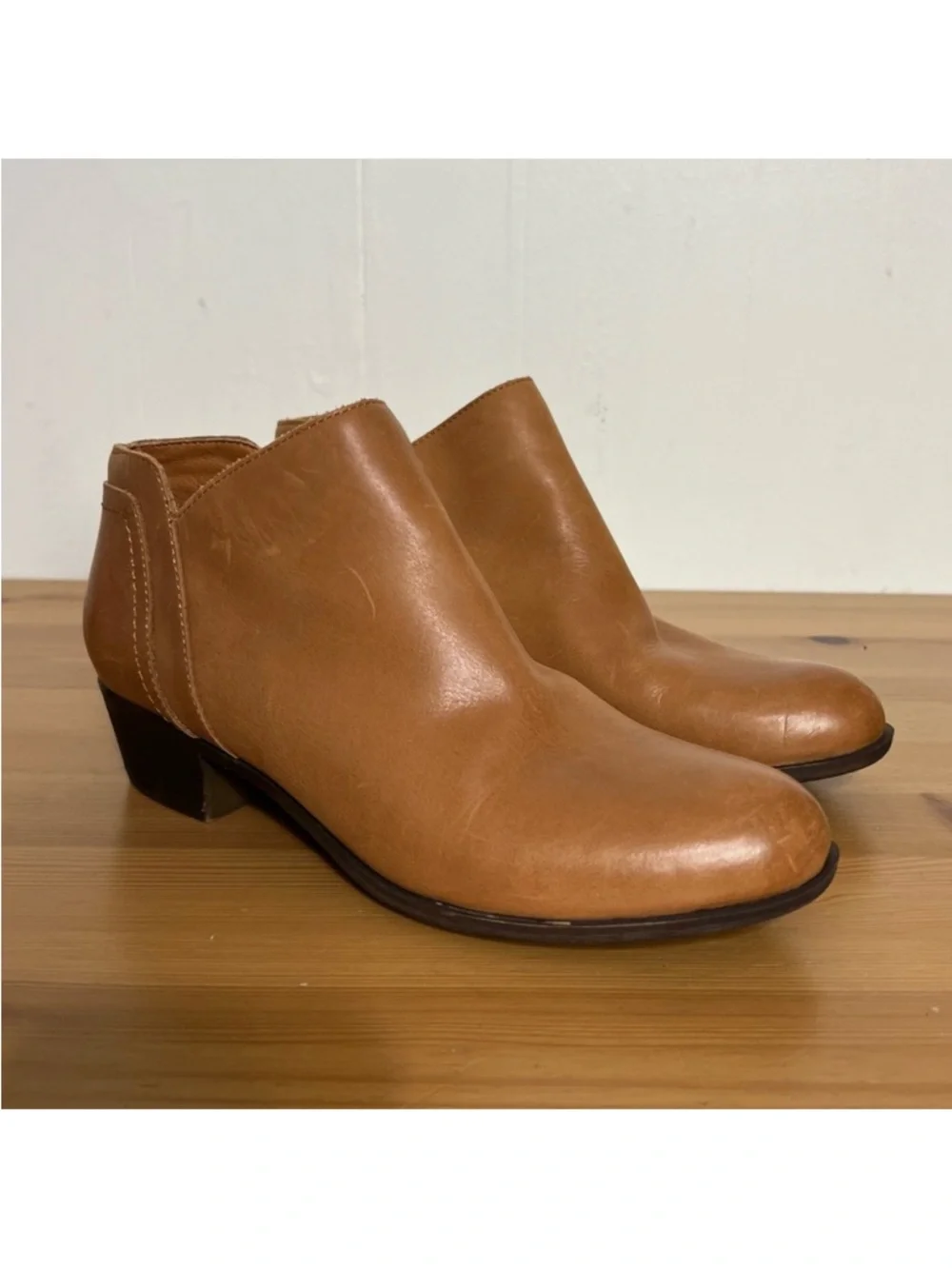 Lucky Brand Barlina Ankle Booties Tan Leather Almond Toe Short Block Heel Zip 8M